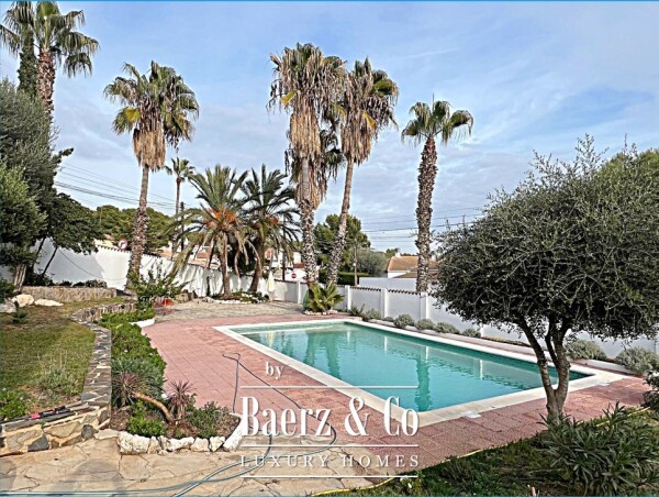 photo 20 Elegant Ibiza-Style Villa with Pool & Palm Trees / Price 930 000