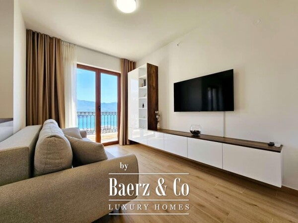photo 5 Apartment with a Panoramic Sea View in Budva