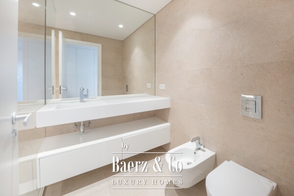 photo 28 4 bedroom flat with private garden, in Carcavelos