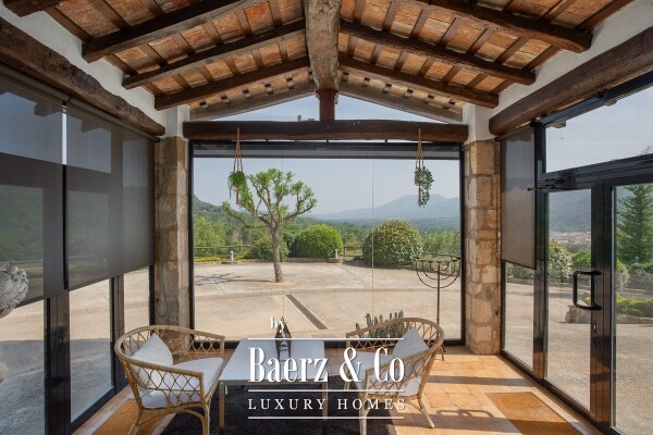 photo 5 Exceptional 18th century masia with tourist licence in Amer.