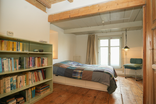 photo 32 Kerkstraat 12