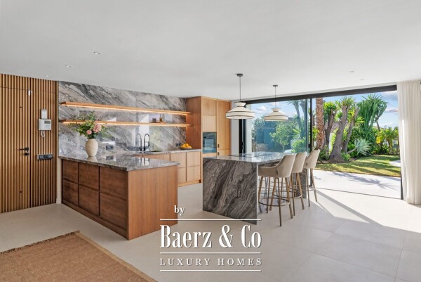 photo 17 Villa - Nueva Andalucia - Marbella - Ref: 8684