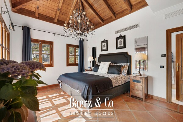 photo 26 Villa - El Madroñal - Benahavis - Ref: 8687