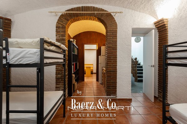 photo 45 Independent house with a pool, garden, and large terraces in La Plana – Bellsoleig