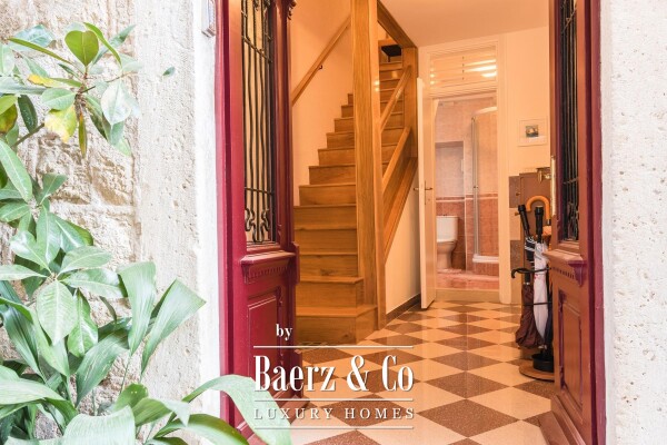 photo 11 Dubrovnik, Old Town, rustic stone house