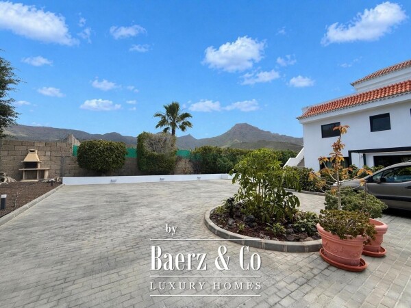 photo 51 Beautiful villa in Adeje, Tenerife south
