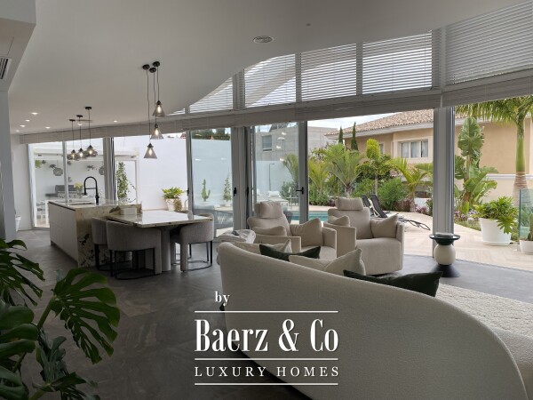 photo 3 Charming 5-bedroom villa Tenerife south