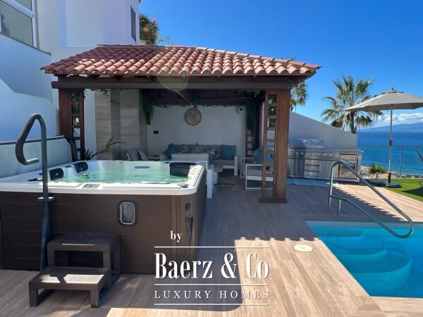 photo 36 Magnificent luxury villa on the seafront
