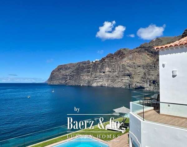 photo 43 Magnificent luxury villa on the seafront