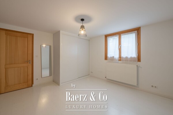 photo 15 Apartment Duplex with 4 Bedrooms - In the Heart of the Village