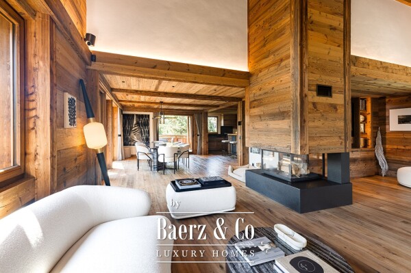 photo 1 Exceptional chalet of 330 sqm with 5 bedrooms and garden