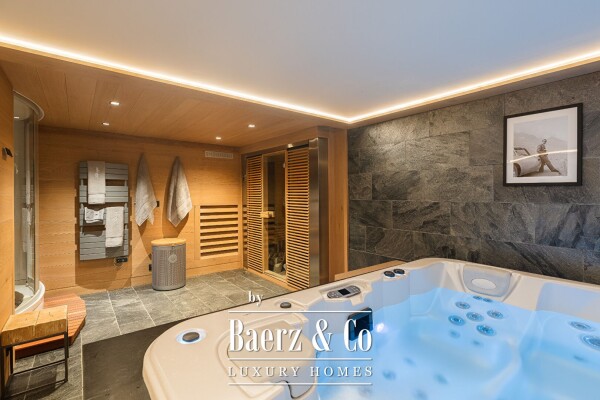 photo 15 Exceptional chalet of 330 sqm with 5 bedrooms and garden