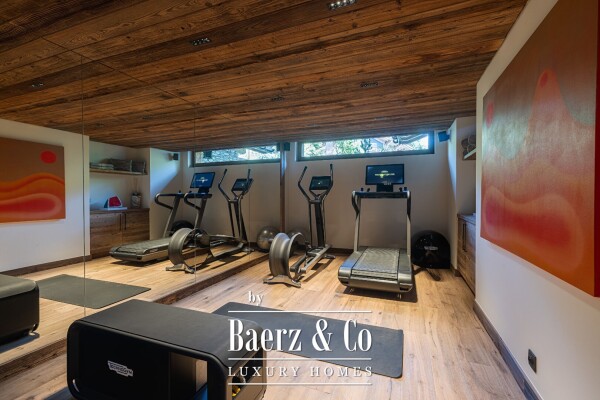 photo 17 Exceptional chalet of 330 sqm with 5 bedrooms and garden